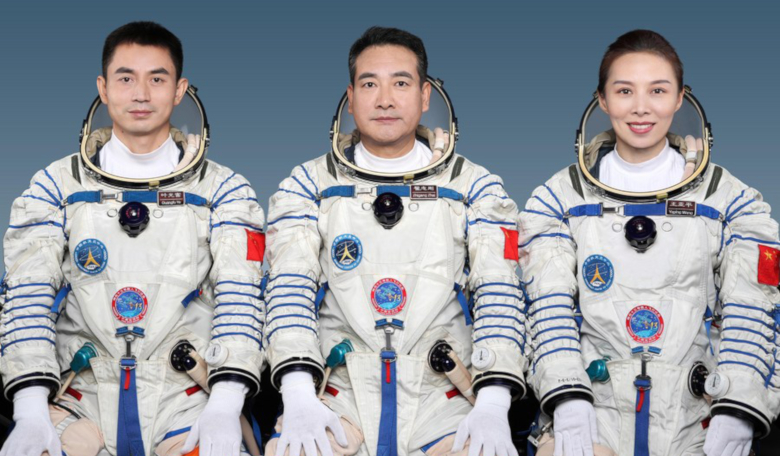 Chinese astronauts Zhai Zhigang (C), Wang Yaping (R) and Ye Guangfu get ready to launch on the country's Shenzhou-13 spaceflight mission scheduled for Saturday. Image: Xinhua press