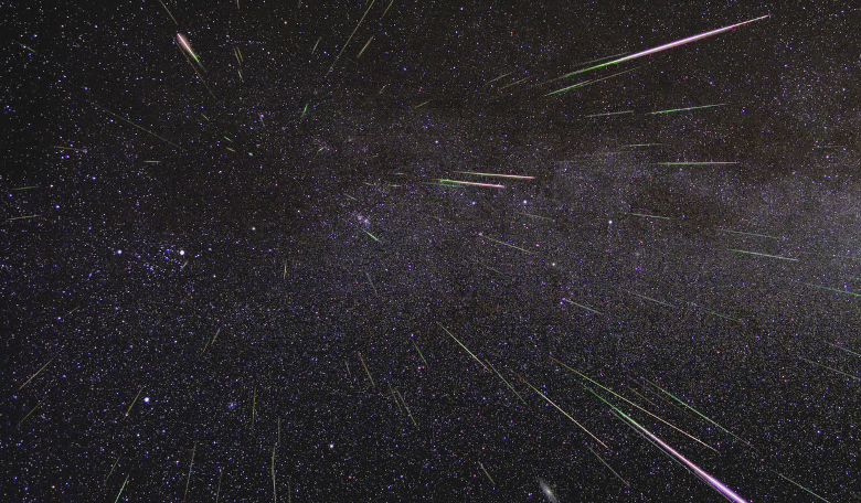 An outburst of Perseid meteors lights up the sky. Image: NASA/JPL