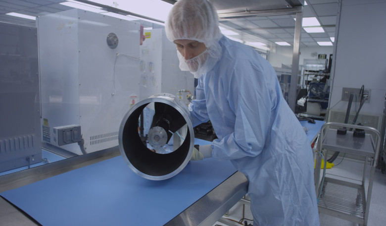 Raytheon assembles small satellites at its advanced missile production facility in Tucson, Arizona. Image: Raytheon