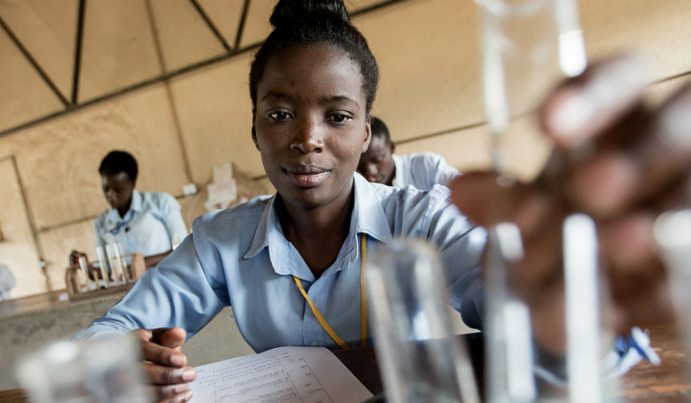 Chemistry lessons in a Kamulanga Secondary School in Lusaka, Zambia. Image: UNICEF Photo/UN0145554/Karin Schermbrucker