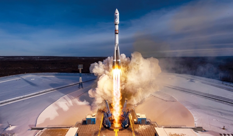 A Soyuz 2.1A rocket lifts off on 27 December from Vostochny Cosmodrome carrying a pair pf Kanopus-V remote sensing satellites and a secondary payload of 26 smallsats arranged by GK Launch Services.