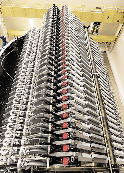 Closely packed Starlink Satellites on a Falcon 9 rocket before launch. Image: SpaceX