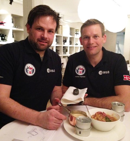 Thorsten Schmidt Andreas Mogensen planning the ISS meal